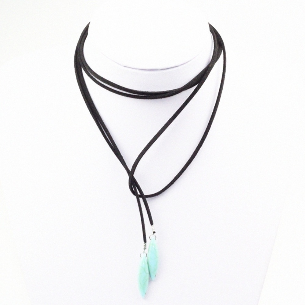 Beautiful tie black choker necklace 💜